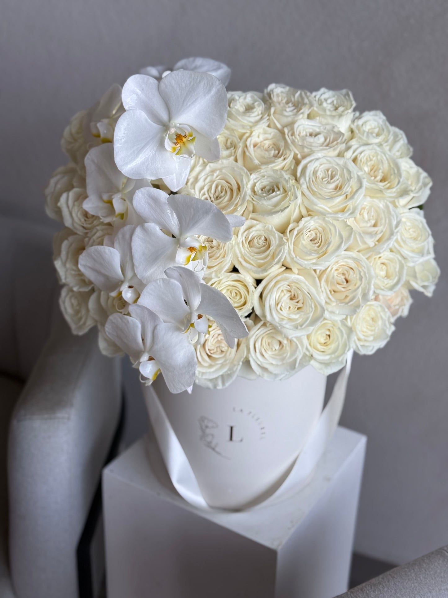 White Playa Bianca Roses