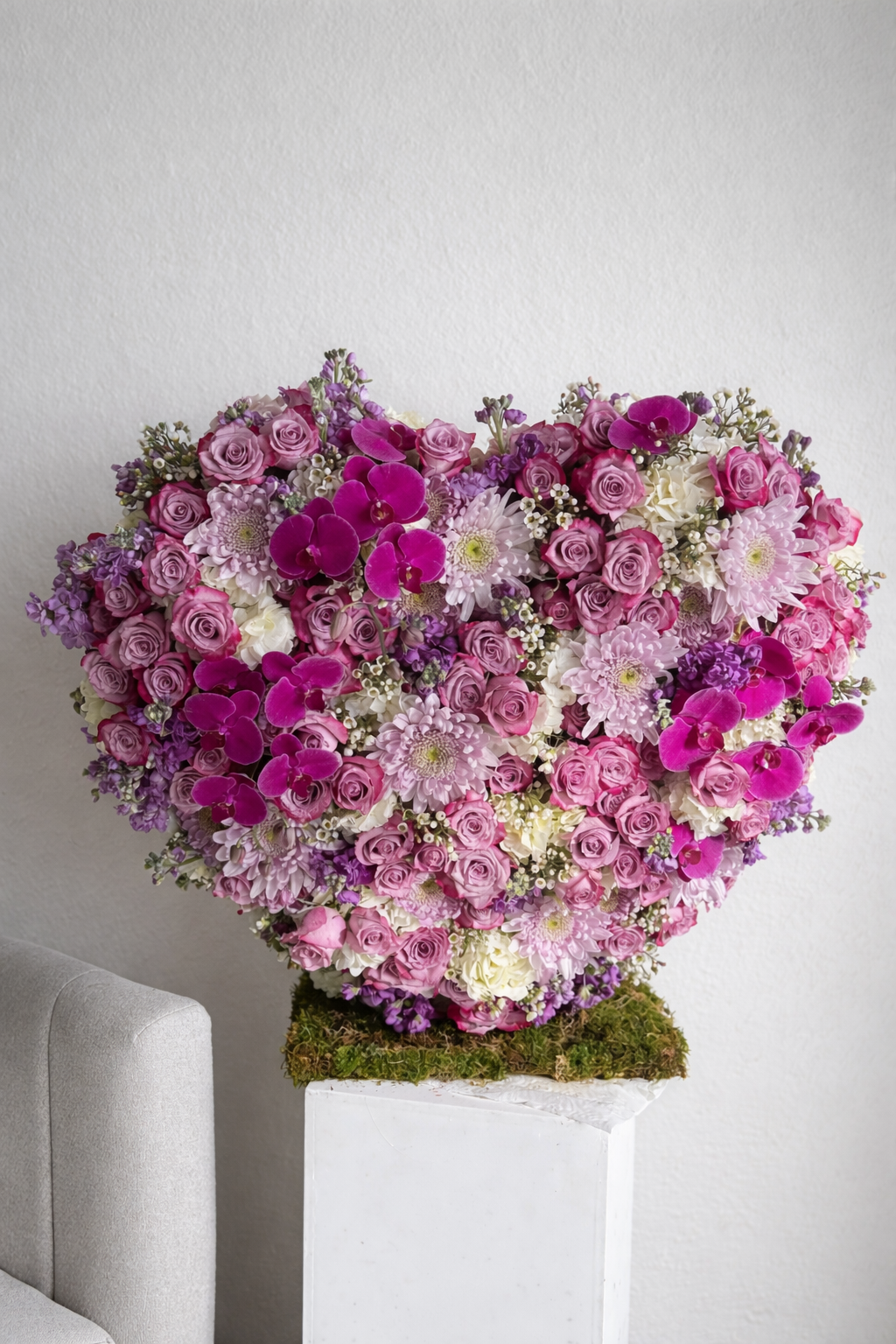 Whispering Heart - Luxury standing heart