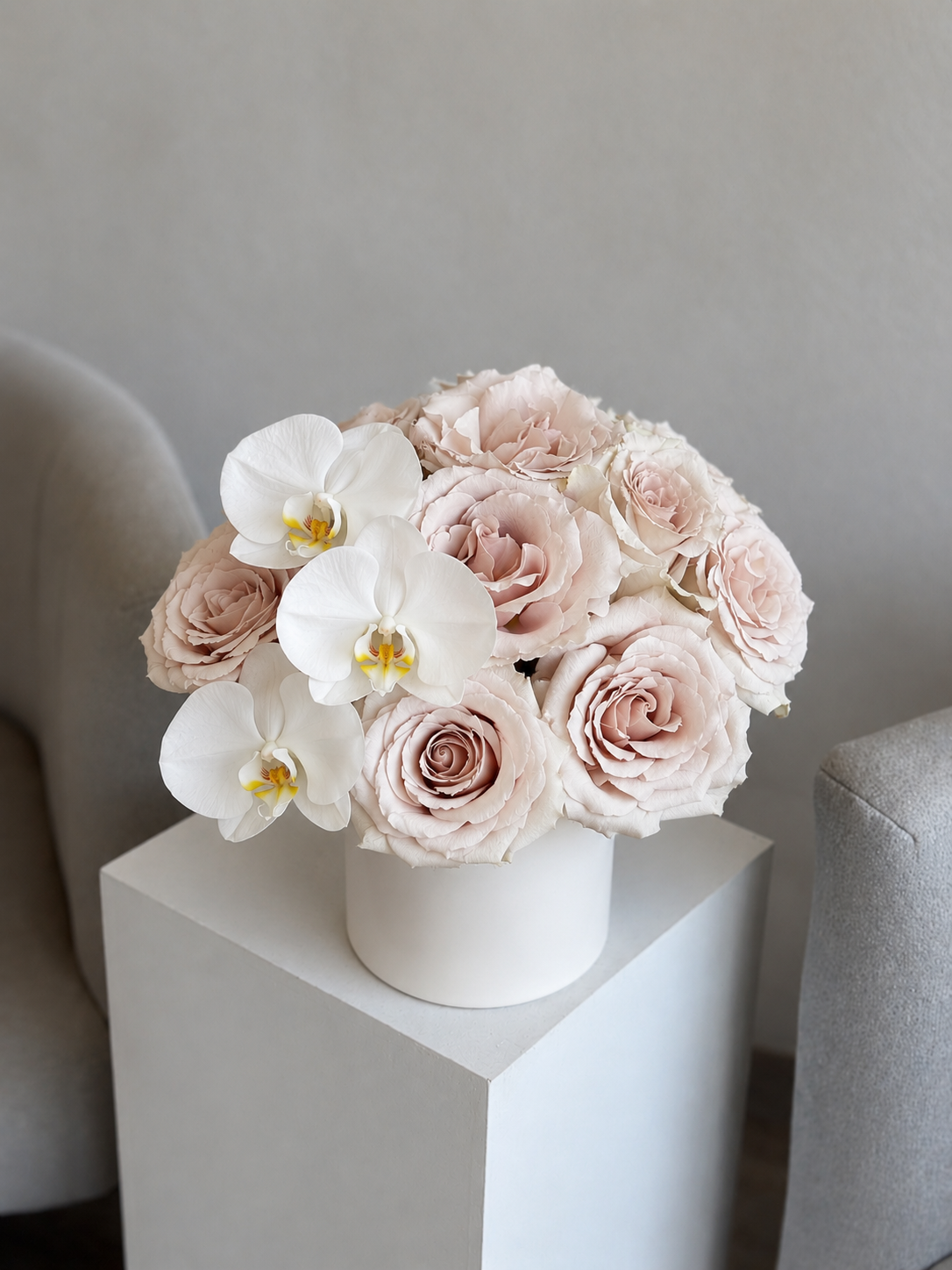 Ivory Mother's Day Arrangement